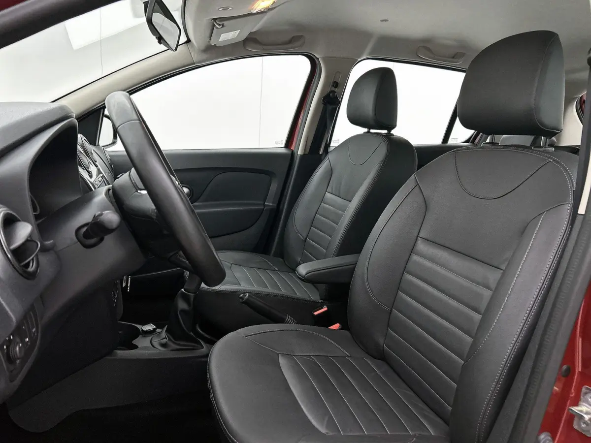 0.9 90pk SL | 1ste Eigenaar | Parkeersensoren | Airco | Cruise Control | 15"LMV | Bluetooth |