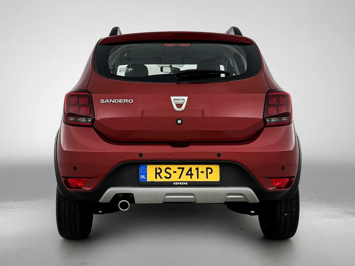 0.9 90pk SL | 1ste Eigenaar | Parkeersensoren | Airco | Cruise Control | 15"LMV | Bluetooth |