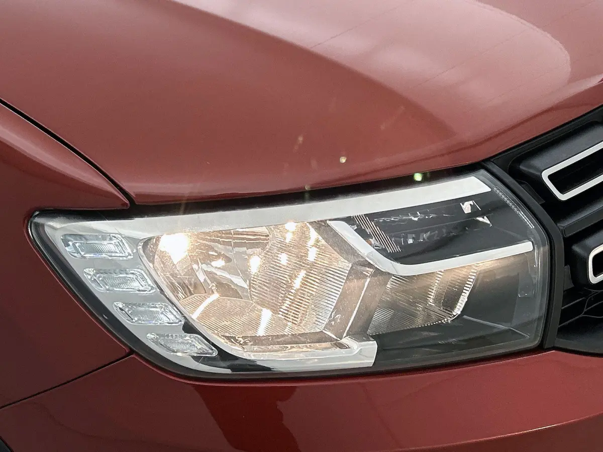 0.9 90pk SL | 1ste Eigenaar | Parkeersensoren | Airco | Cruise Control | 15"LMV | Bluetooth |