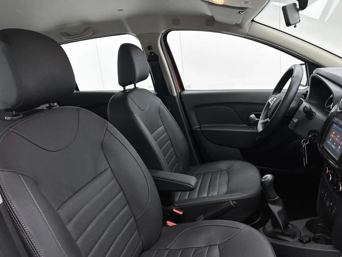 0.9 90pk SL | 1ste Eigenaar | Parkeersensoren | Airco | Cruise Control | 15"LMV | Bluetooth |