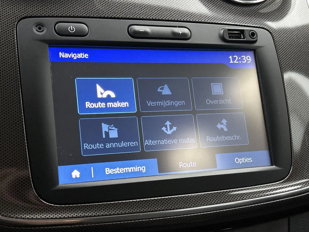 0.9 90pk SL | 1ste Eigenaar | Parkeersensoren | Airco | Cruise Control | 15"LMV | Bluetooth |