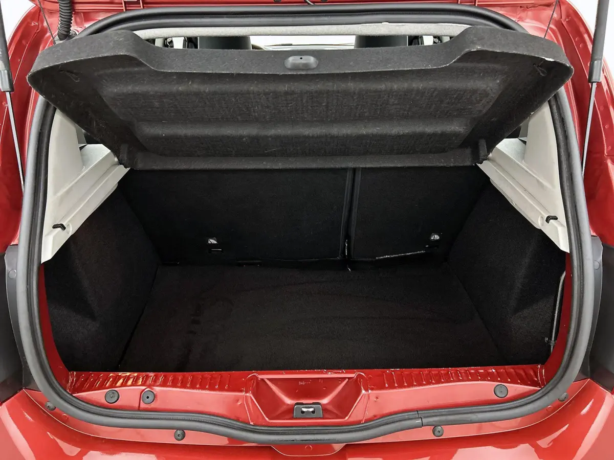 0.9 90pk SL | 1ste Eigenaar | Parkeersensoren | Airco | Cruise Control | 15"LMV | Bluetooth |