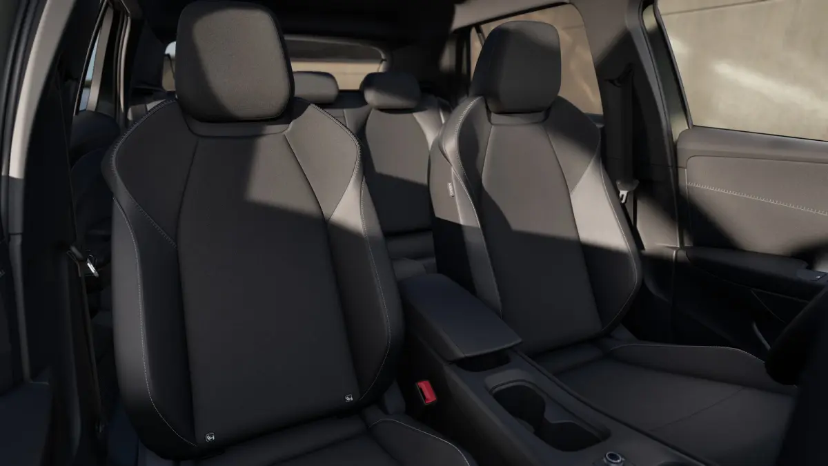 Style 52 kWh | 211 PK | Navigatie | Stoel/Stuur- Verwarming | Stoel Massage | Trekhaak Afneembaar | Panorama Dak | Harman Kardon Geluidsinstallatie | IQ.LIGHT | Keyless Access | 360 Graden C