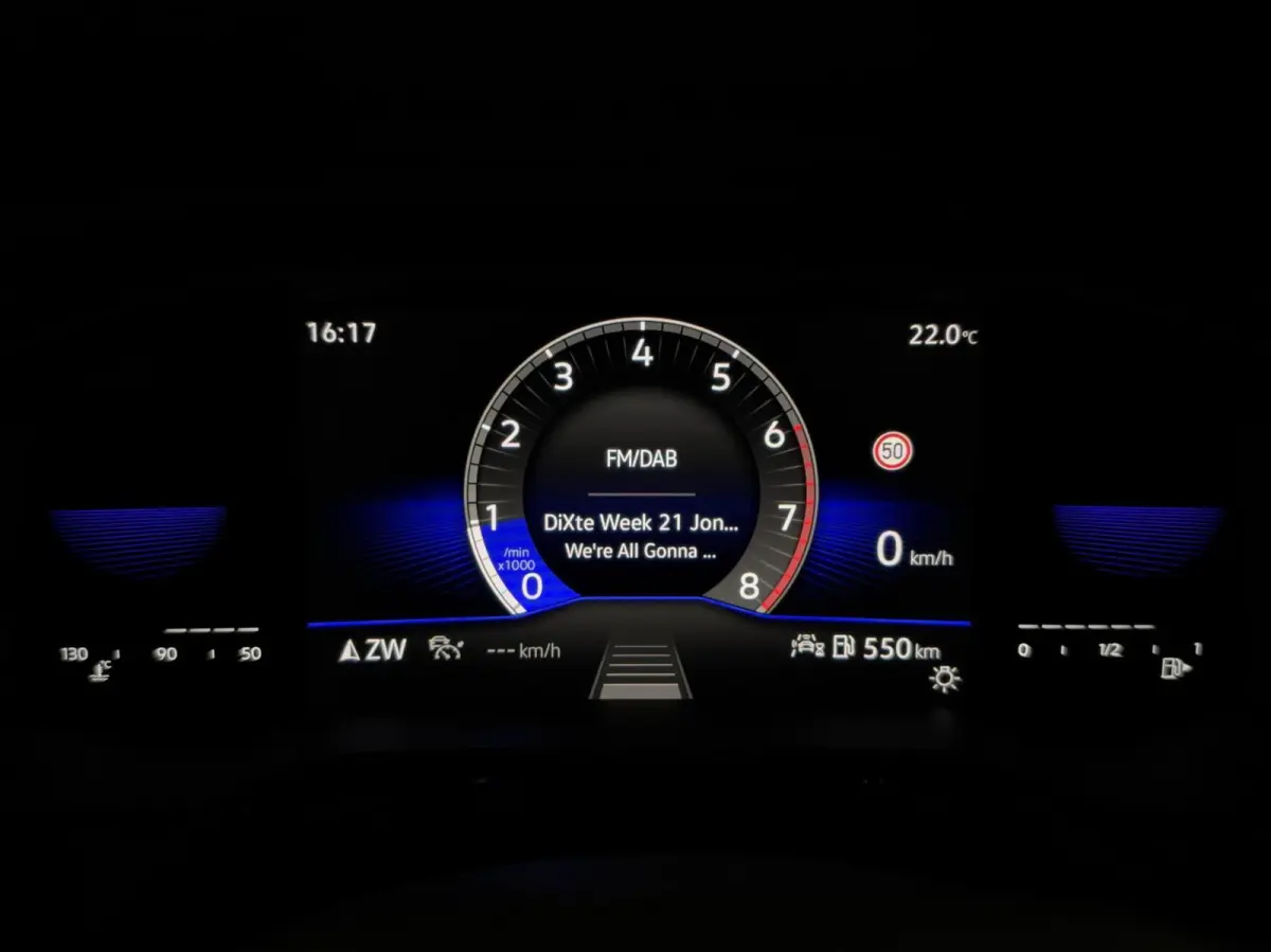 1.0 TSI Life Virtual CarPlay Camera Stoelverwarming NAP