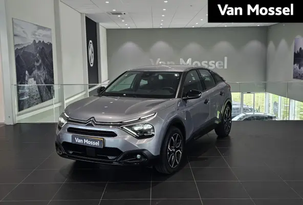 Feel 50 kWh Climate Control | Full Map Navigatie | Apple Carplay / Android Auto | Camera | Parkeersensoren | Bekleding Half Leder | 18" Lichtmetalen Velgen