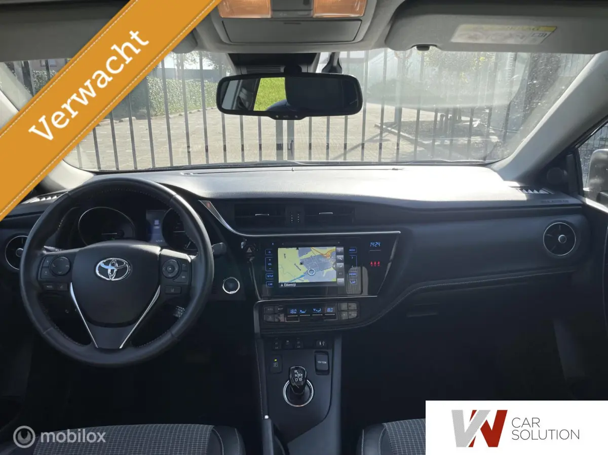 1.8 Hybrid Dynamic NL AUTO NAVI TREK CAM PDC PARK