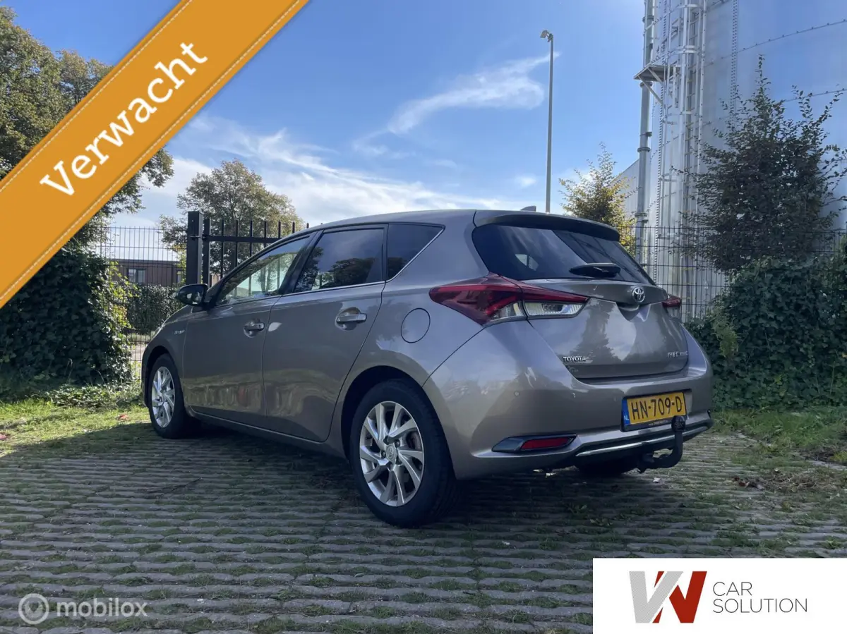 1.8 Hybrid Dynamic NL AUTO NAVI TREK CAM PDC PARK