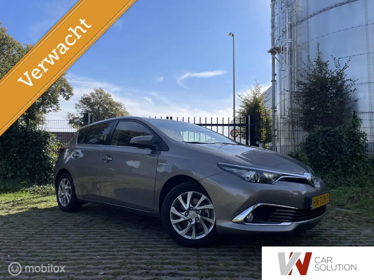 1.8 Hybrid Dynamic NL AUTO NAVI TREK CAM PDC PARK