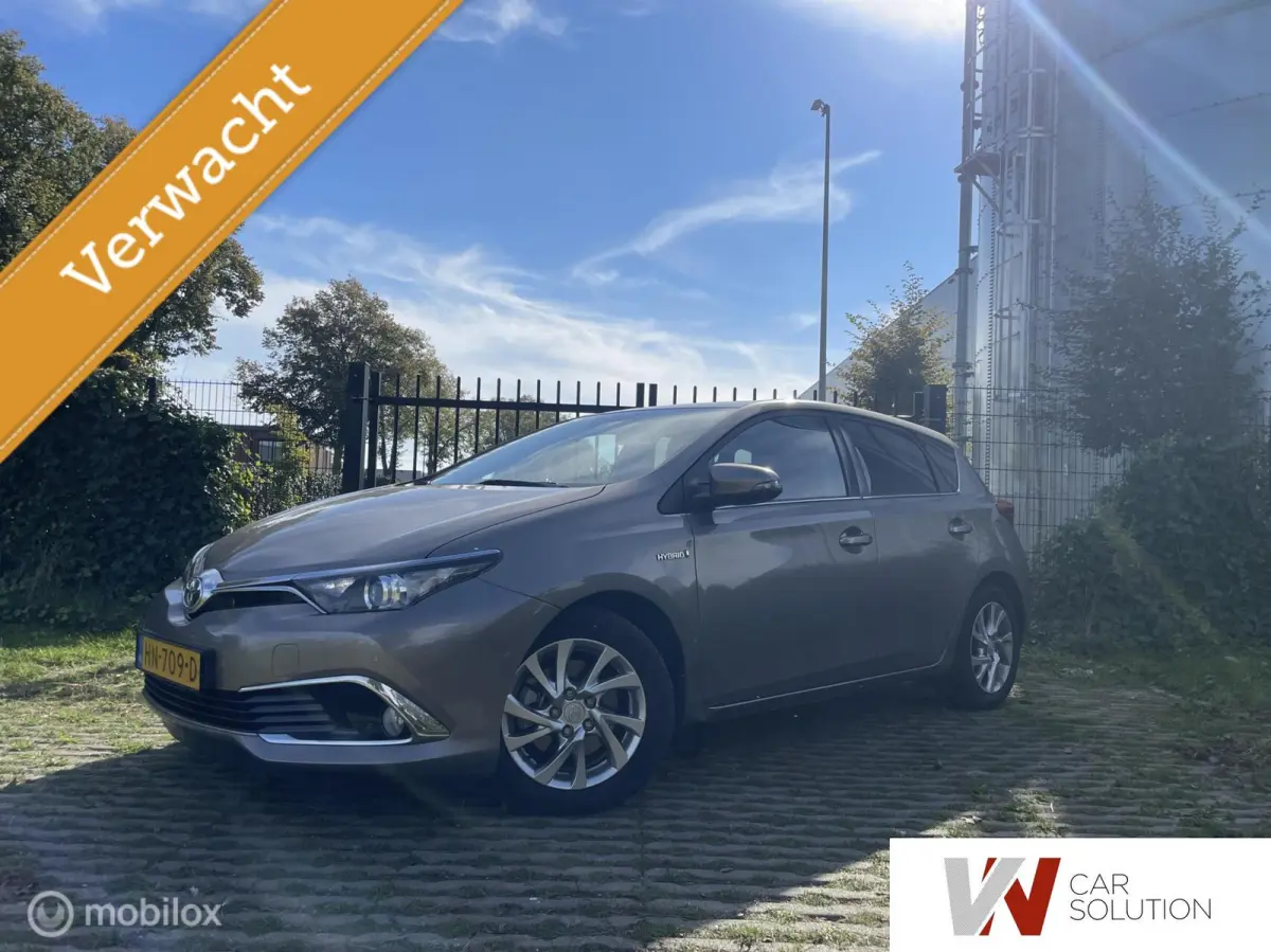 1.8 Hybrid Dynamic NL AUTO NAVI TREK CAM PDC PARK