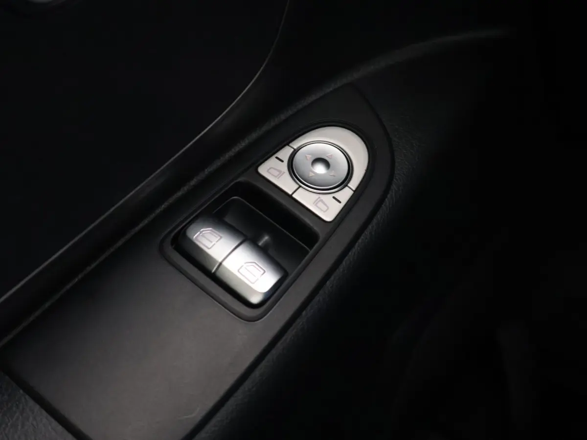 112 L2 60 kWh *NIEUW* + 2 SCHUIFDEUREN | CAMERA | LMV | STOELVERW. | APPLE CARPLAY