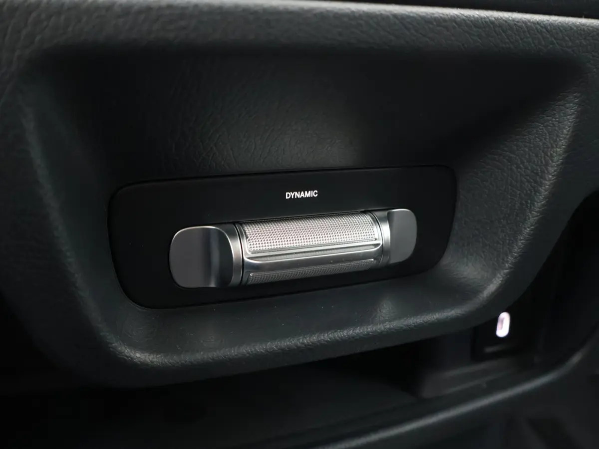 112 L2 60 kWh *NIEUW* + 2 SCHUIFDEUREN | CAMERA | LMV | STOELVERW. | APPLE CARPLAY
