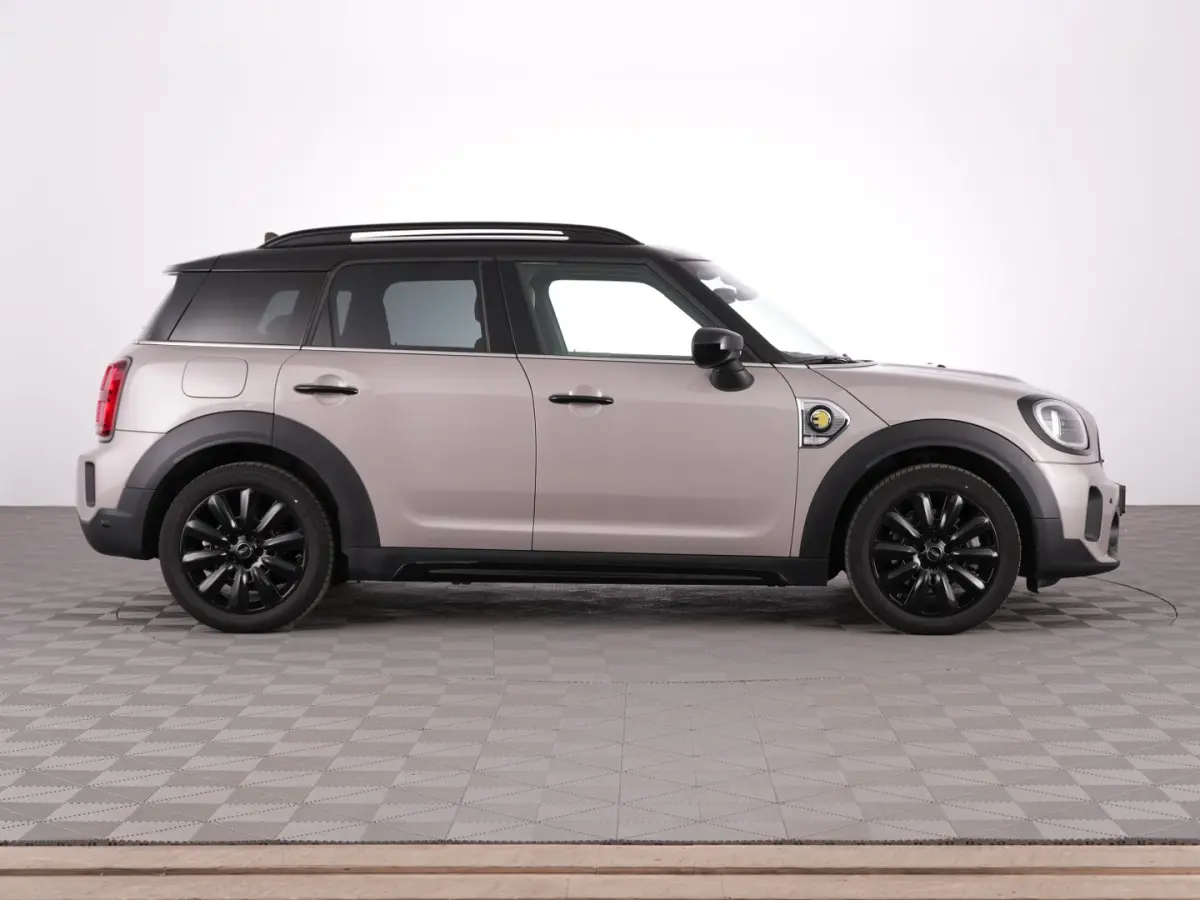 1.5 Cooper ALL4 Yours | LEDER | Full LED | NAVI | Stoelverwarming !