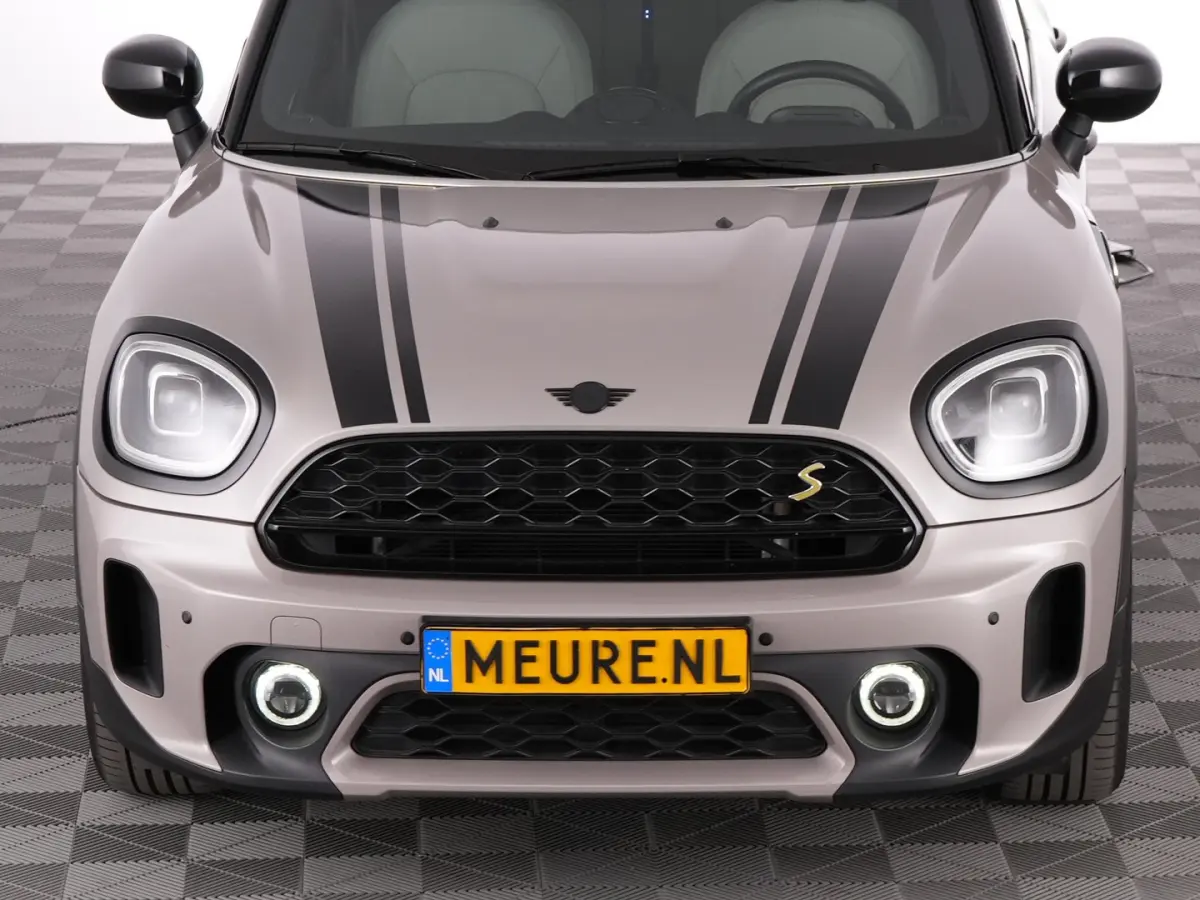 1.5 Cooper ALL4 Yours | LEDER | Full LED | NAVI | Stoelverwarming !