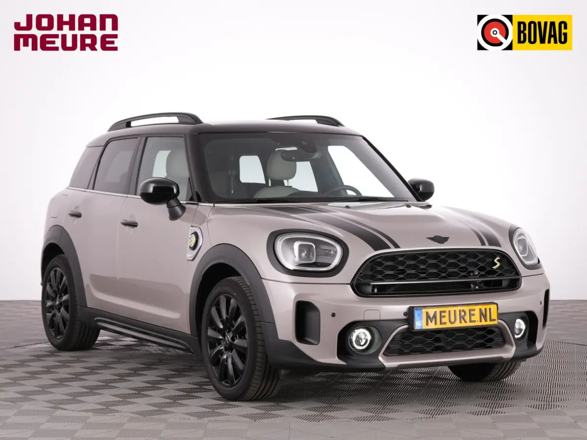 1.5 Cooper ALL4 Yours | LEDER | Full LED | NAVI | Stoelverwarming !