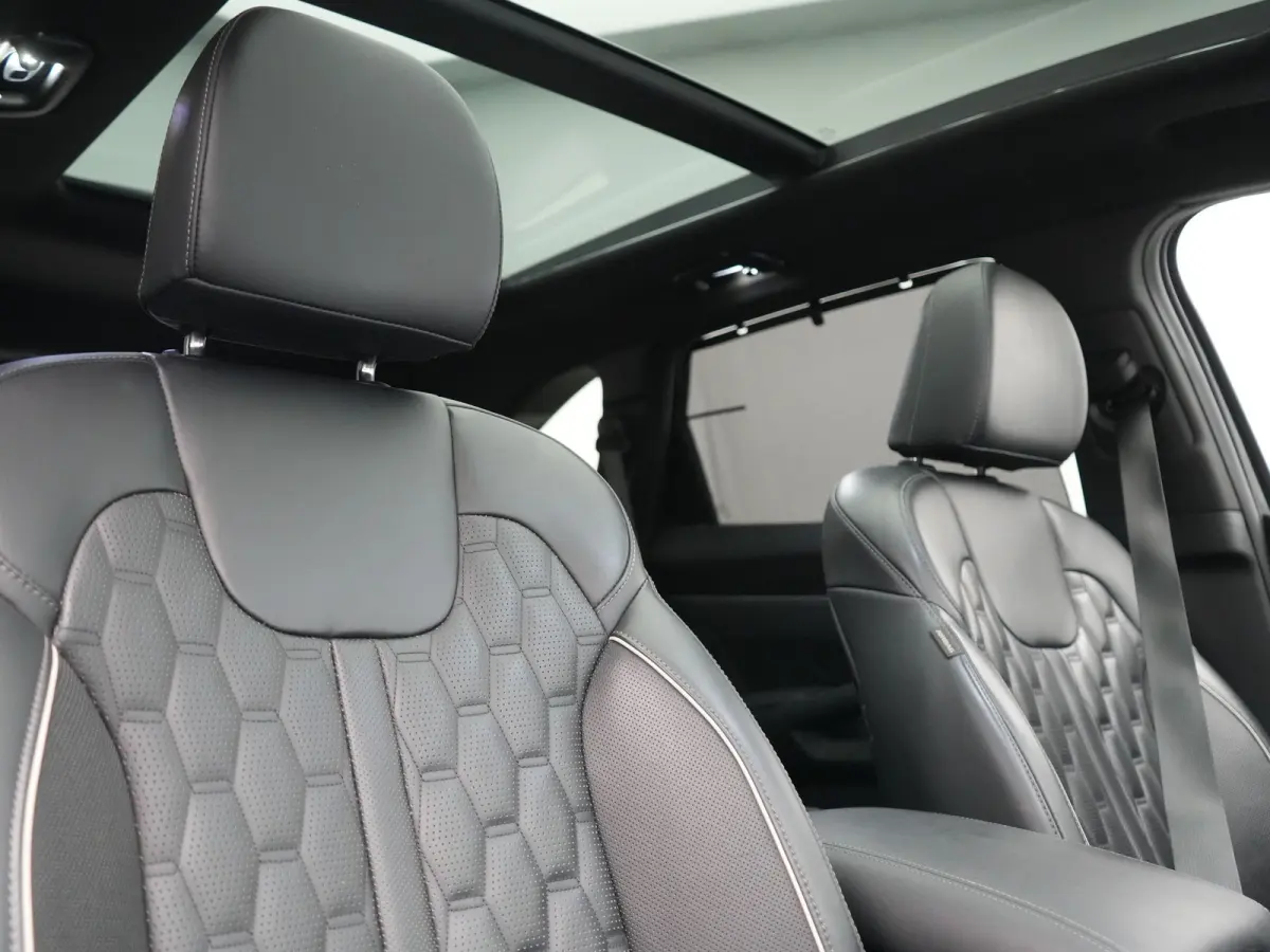 1.6 T-GDI 4WD ExecutiveLine PHEV 265pk Dealer O.H. | SOH 97,2% | Trekhaak Afn. | Panodak | Adaptive Cruise | Head Up | 360 Camera | Bose Audio | Lederen Sportstoelen Memory & Ventilatie | BL