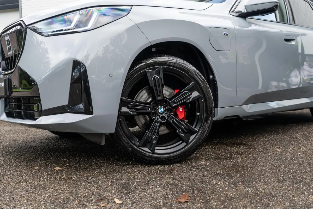 30e xDrive M Sport Pro 360 H&K 20" individual