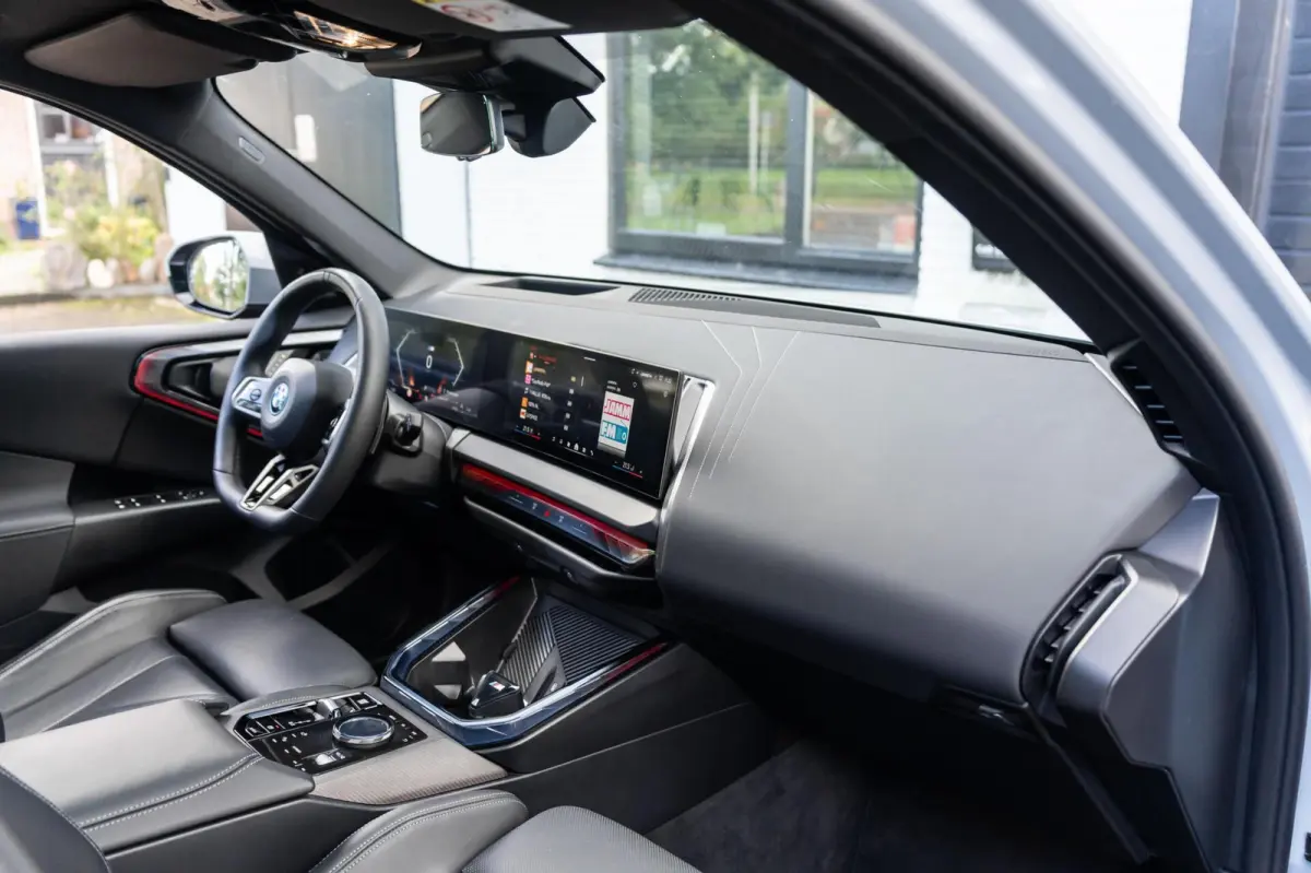 30e xDrive M Sport Pro 360 H&K 20" individual