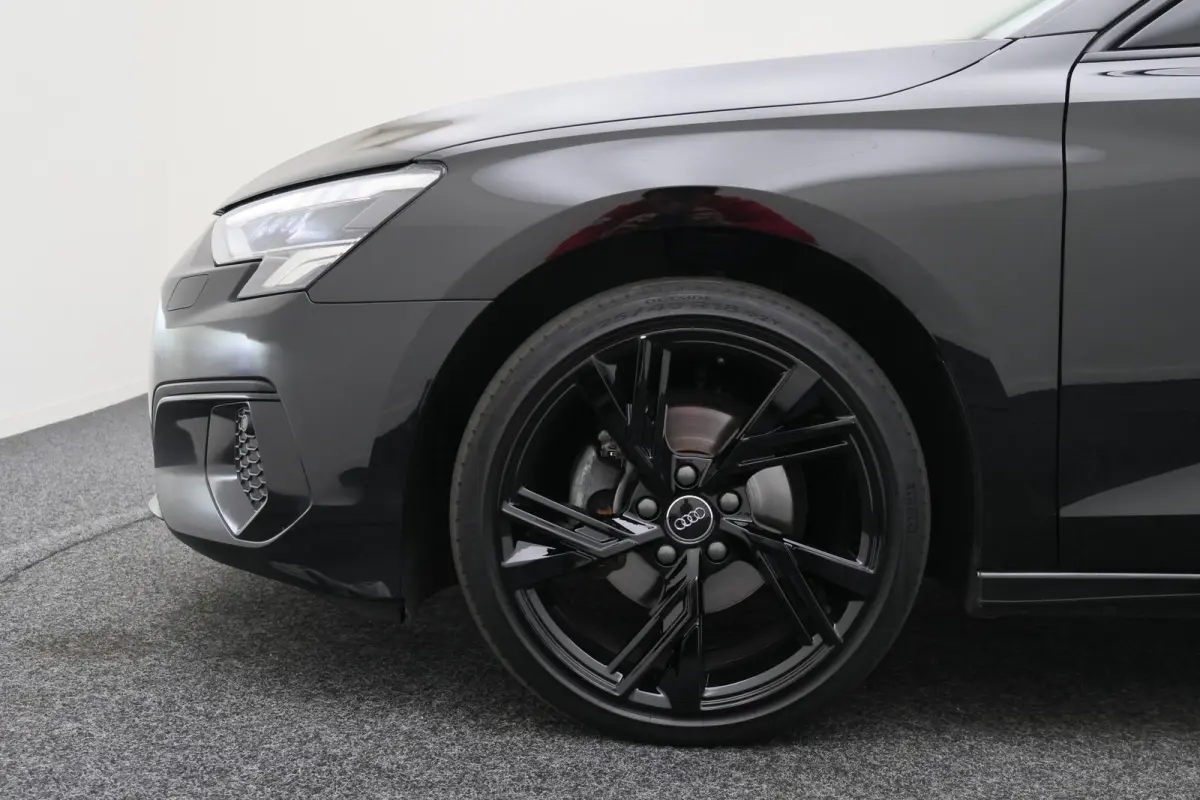 30 TFSI Advanced edition Panoramadak, Camera, Virtual Cockpit, Cruise, Apple Carplay,