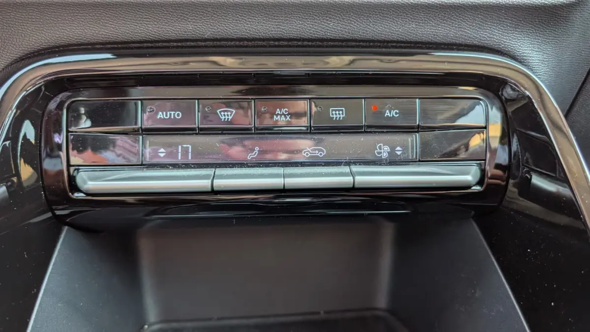 1.2 Hybrid 110pk Max | Navigatie | Apple Carplay/Android Auto | Camera | Climate Control | Cruise Control | | Achteruitrijcamera | Apple Carplay/Android Auto|telefoonintegratie premium | Arm