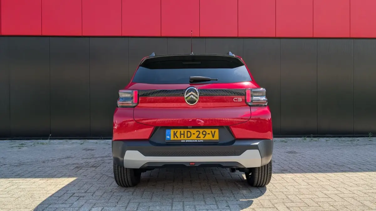 1.2 Hybrid 110pk Max | Navigatie | Apple Carplay/Android Auto | Camera | Climate Control | Cruise Control | | Achteruitrijcamera | Apple Carplay/Android Auto|telefoonintegratie premium | Arm