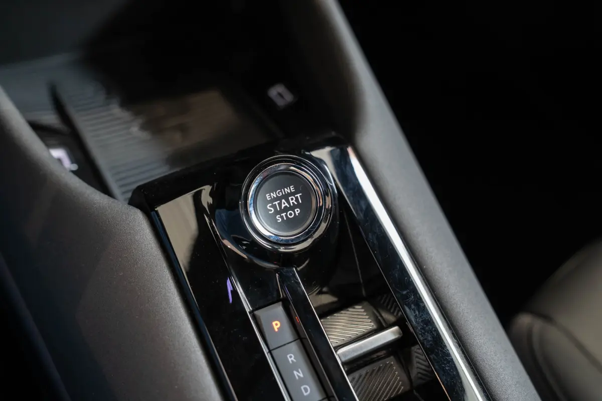 1.2 Turbo Hybrid Ibrida Speciale | Camera | LED | El. Stoelverstellnig | Navigatie | Climate Controle | Parkeersensoren | Apple Carplay & Android Auto |