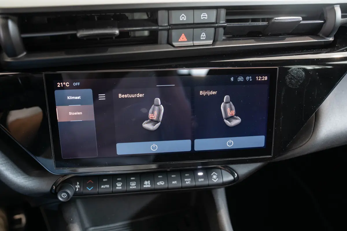 1.2 Turbo Hybrid Ibrida Speciale | Camera | LED | El. Stoelverstellnig | Navigatie | Climate Controle | Parkeersensoren | Apple Carplay & Android Auto |