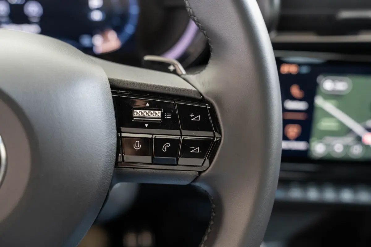 1.2 Turbo Hybrid Ibrida Speciale | Camera | LED | El. Stoelverstellnig | Navigatie | Climate Controle | Parkeersensoren | Apple Carplay & Android Auto |