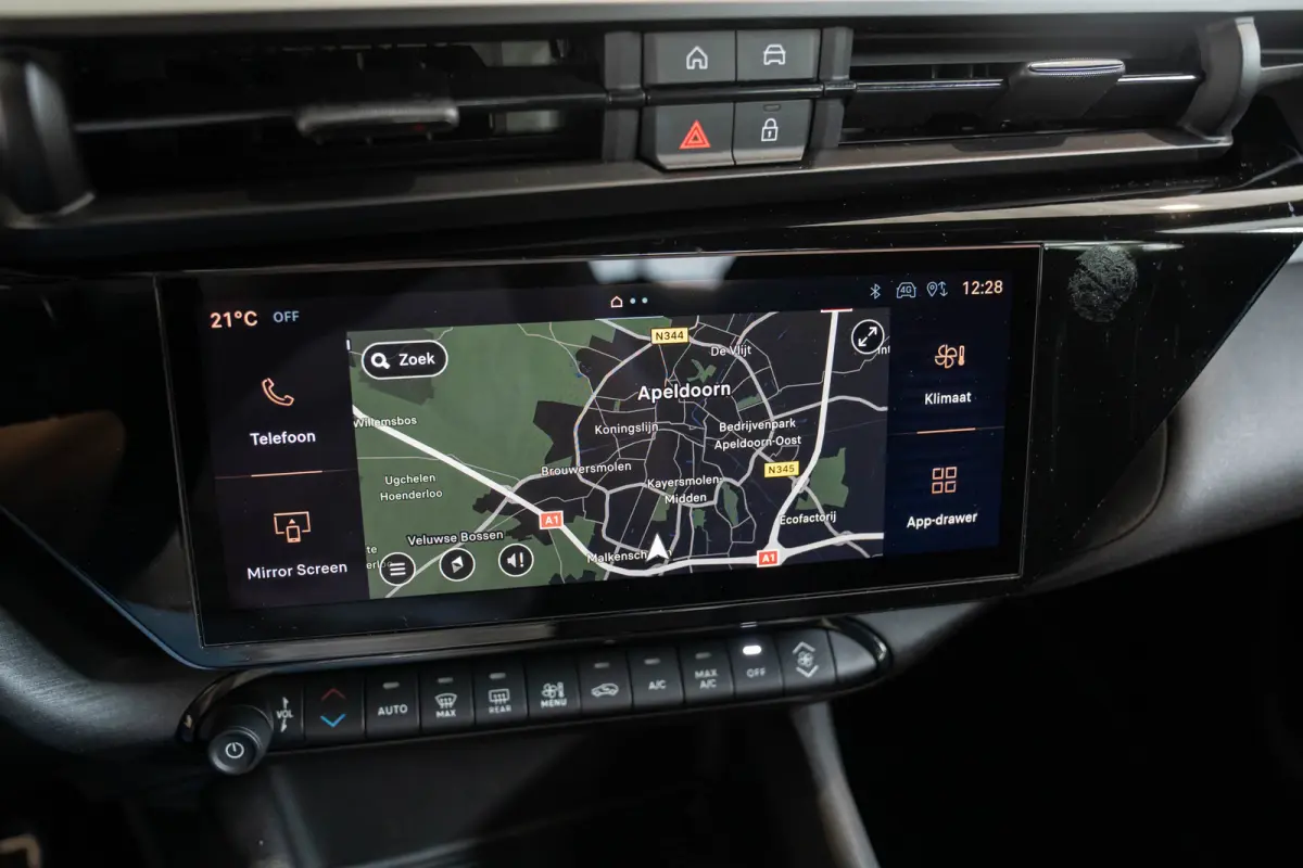 1.2 Turbo Hybrid Ibrida Speciale | Camera | LED | El. Stoelverstellnig | Navigatie | Climate Controle | Parkeersensoren | Apple Carplay & Android Auto |
