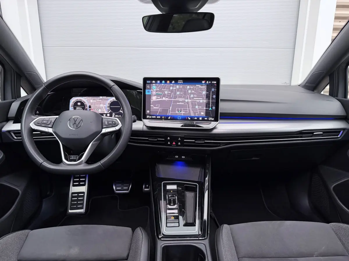 1.5 eTSI Pano/Memory/Matrix/HuD