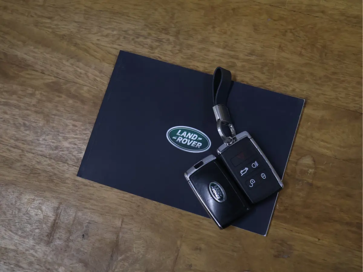 1.5 P300e AWD R-Dynamic SE [SCHUIFKANTELDAK, APPLE CARPLAY, ANDROID, CRUISE CONTROL, STOELVERWARMING, MERIDIAN SOUNDSYSTEM, CAMERA, ELEKTRISCHE ACHTERKLEP, NAVIGATIE, NIEUWSTAAT]