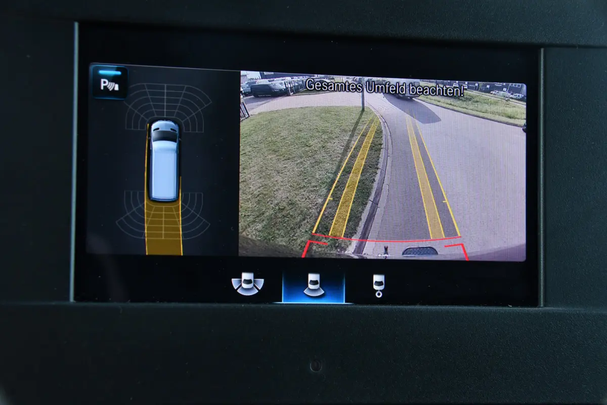 316 RWD 2.2 CDI L2H2 Black Edition Adaptieve Cruise, 360 Camera, Carplay, LED, Stoelverwarming, Trekhaak, Sensoren, Automaat, Uniek!