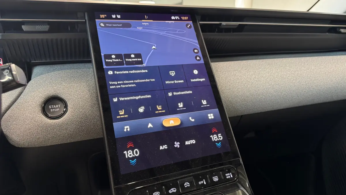 1.2 Hybrid 145 Max | Achterbank verstelbaar | Apple Carplay/Android Auto|telefoonintegratie premium | Buitenspiegels elektrisch inklapbaar