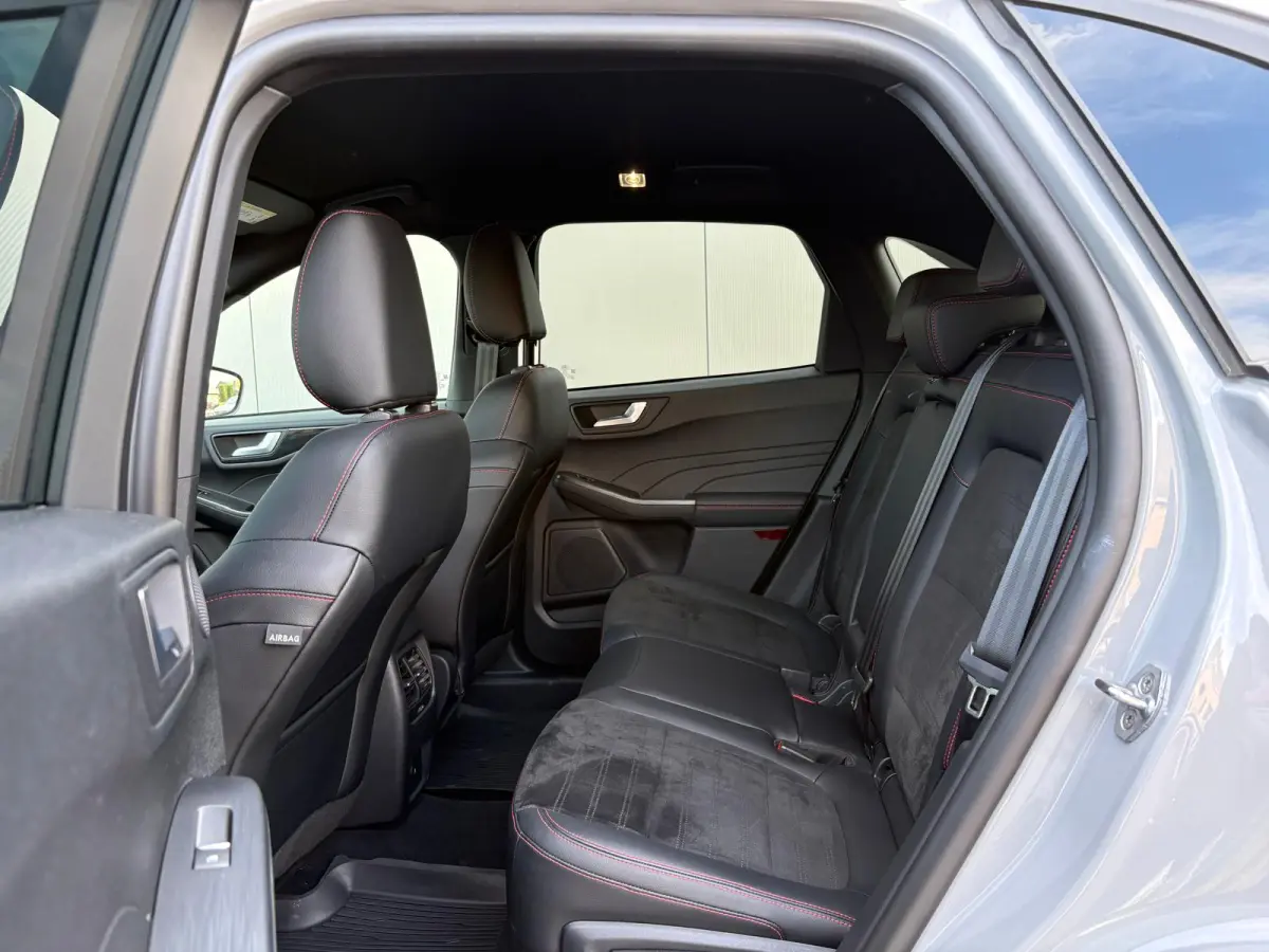 2.5 PHEV ST-Line Graphite Tech Edition Elektr.Trekhaak/Winterpack/Navigatie/Camera