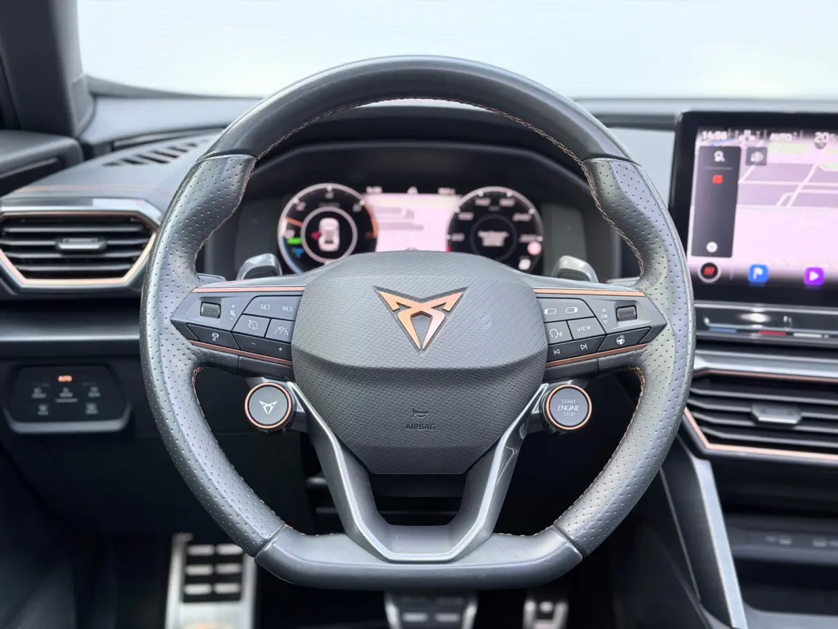 1.4 e-Hybrid VZ Performance Pano/Memory/Matrix