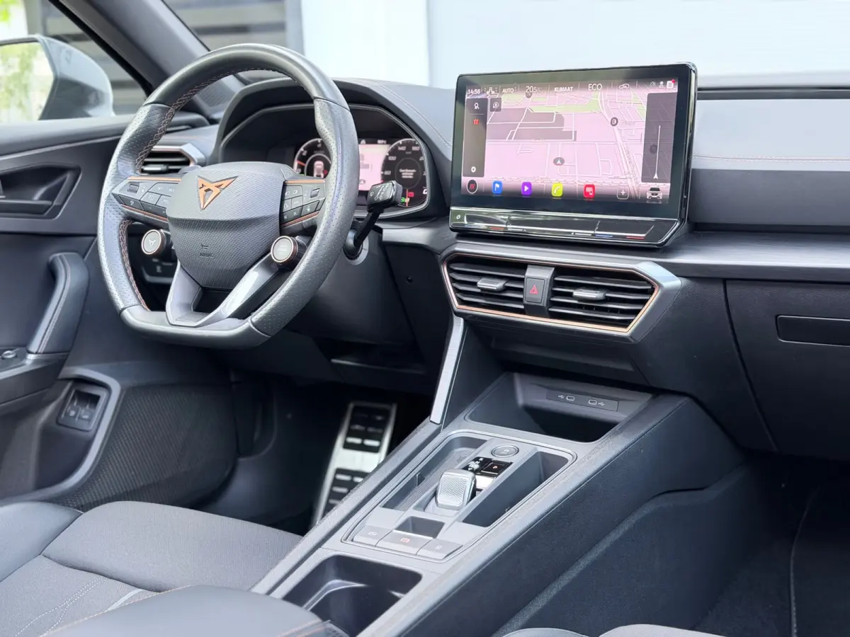 1.4 e-Hybrid VZ Performance Pano/Memory/Matrix