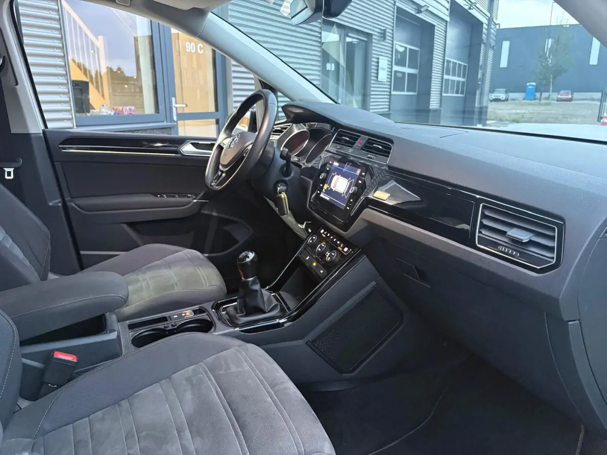 1.4 TSI Comfortline |7 zits|Cam|ACC|Navi