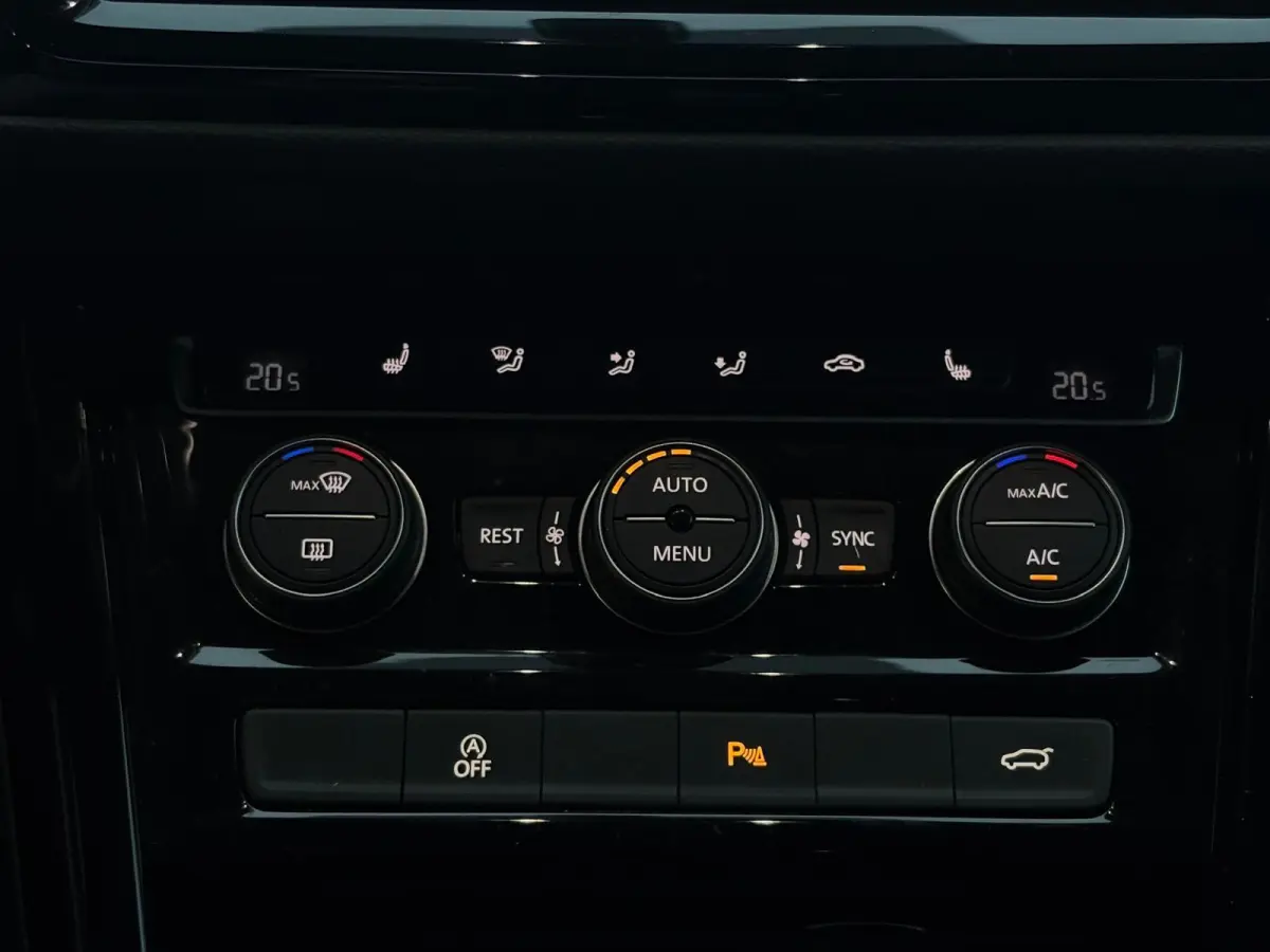 1.4 TSI Comfortline |7 zits|Cam|ACC|Navi
