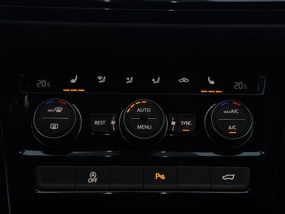 1.4 TSI Comfortline |7 zits|Cam|ACC|Navi