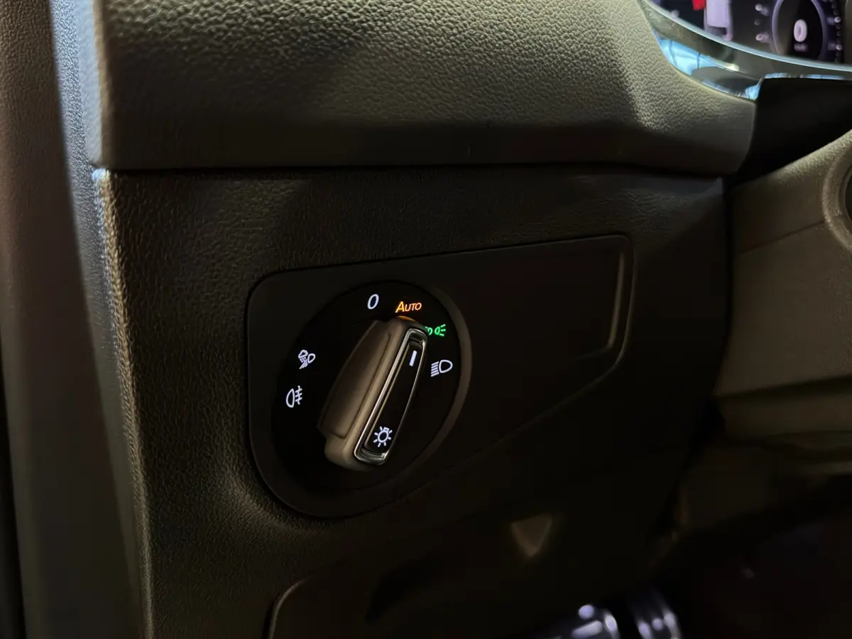 1.4 TSI eHybrid R-Line Pano|Trekhaak|Leder|Memory|Sfeer|Keyl