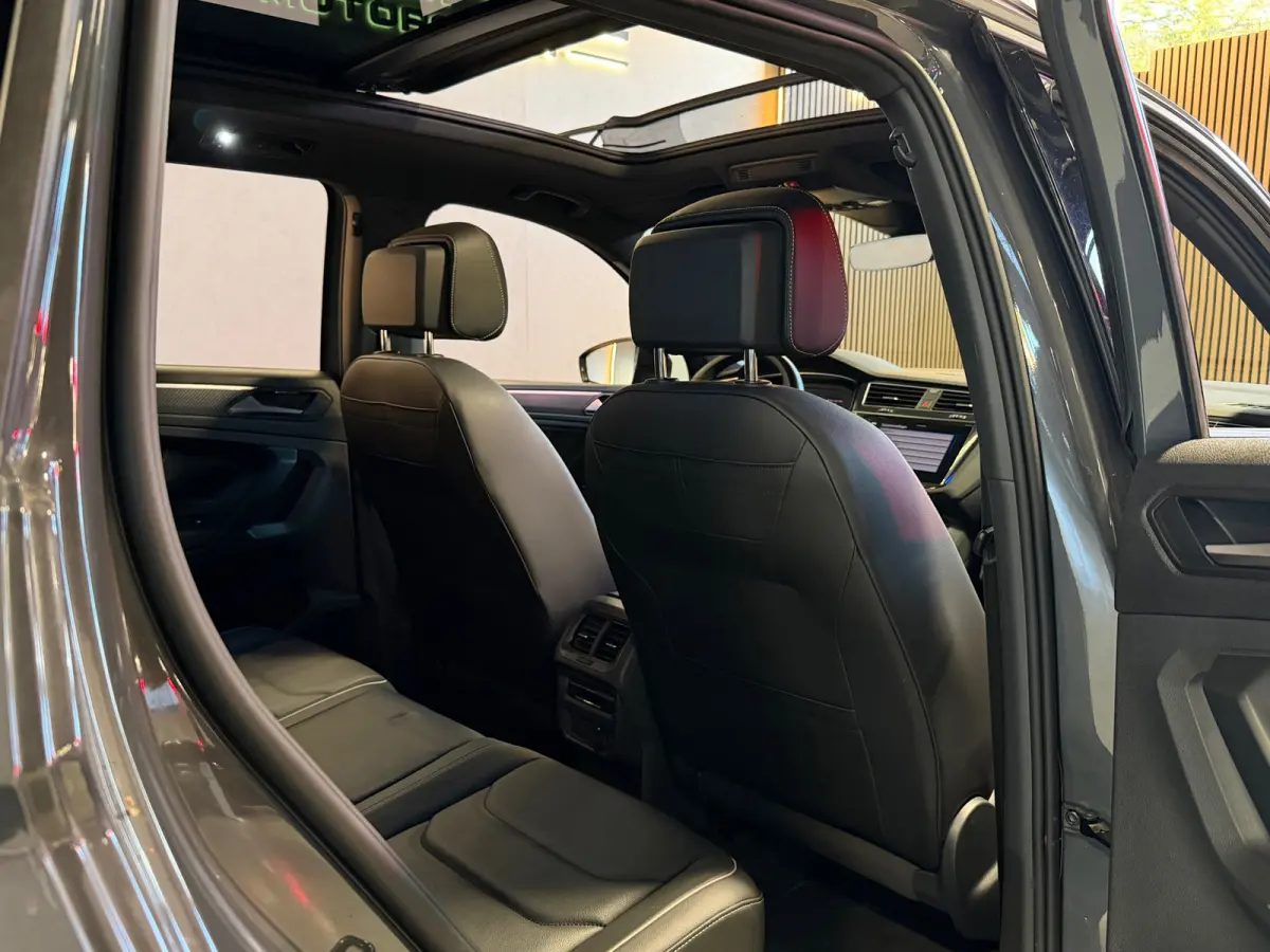1.4 TSI eHybrid R-Line Pano|Trekhaak|Leder|Memory|Sfeer|Keyl