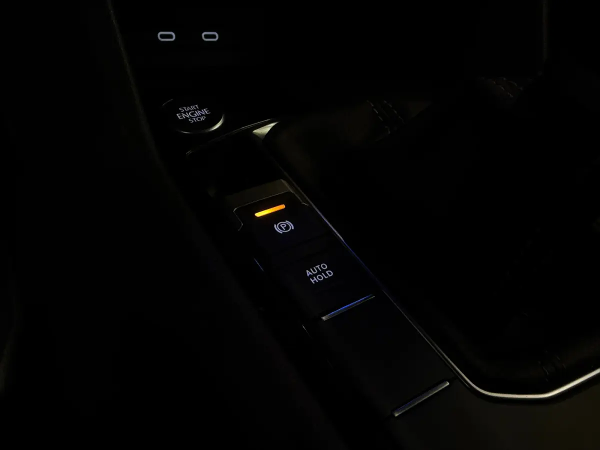 1.4 TSI eHybrid R-Line Pano|Trekhaak|Leder|Memory|Sfeer|Keyl