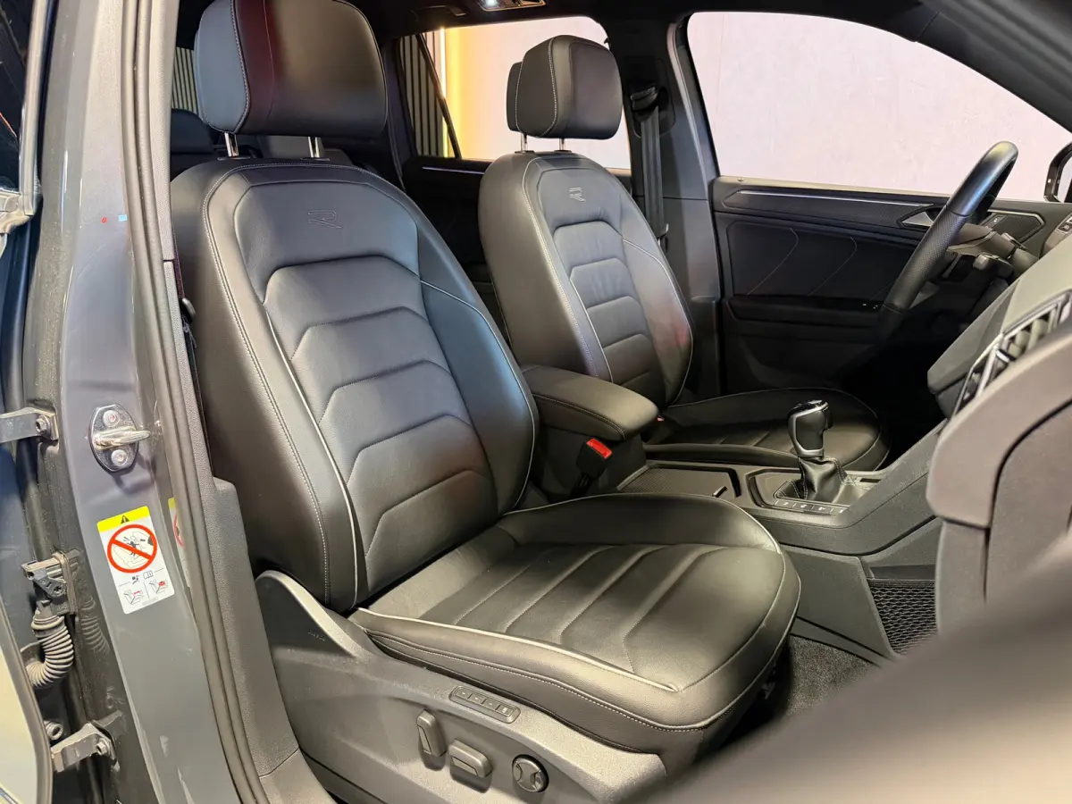 1.4 TSI eHybrid R-Line Pano|Trekhaak|Leder|Memory|Sfeer|Keyl
