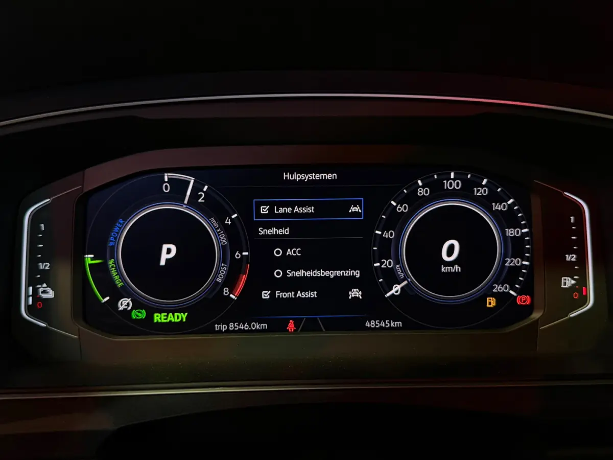 1.4 TSI eHybrid R-Line Pano|Trekhaak|Leder|Memory|Sfeer|Keyl