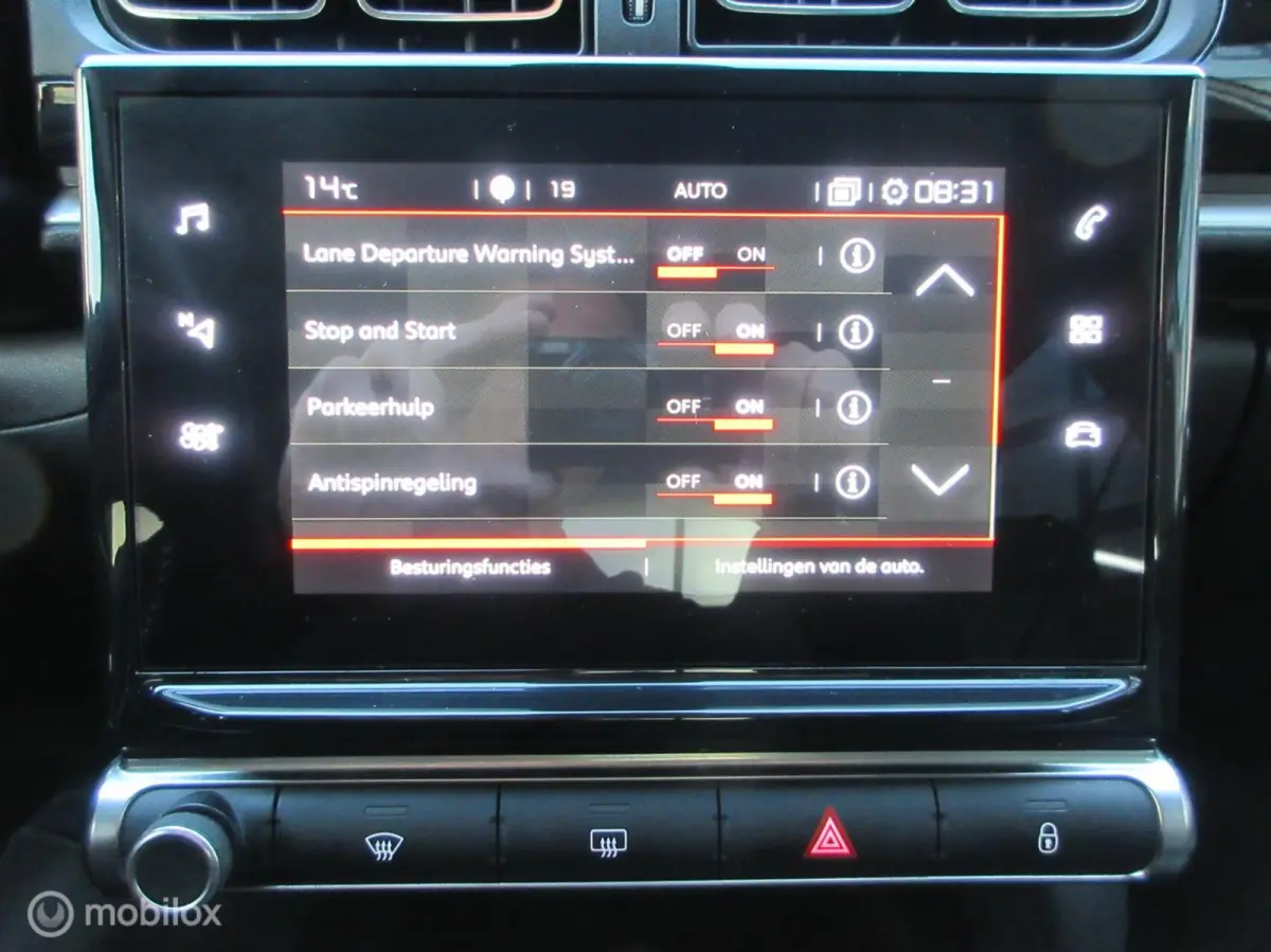1.2 PureTech Shine Automaat 110PK Airco Cruise Navi