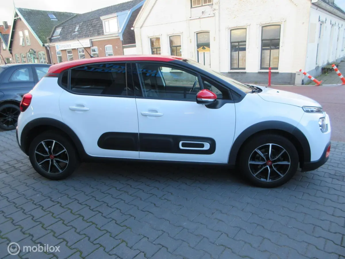 1.2 PureTech Shine Automaat 110PK Airco Cruise Navi