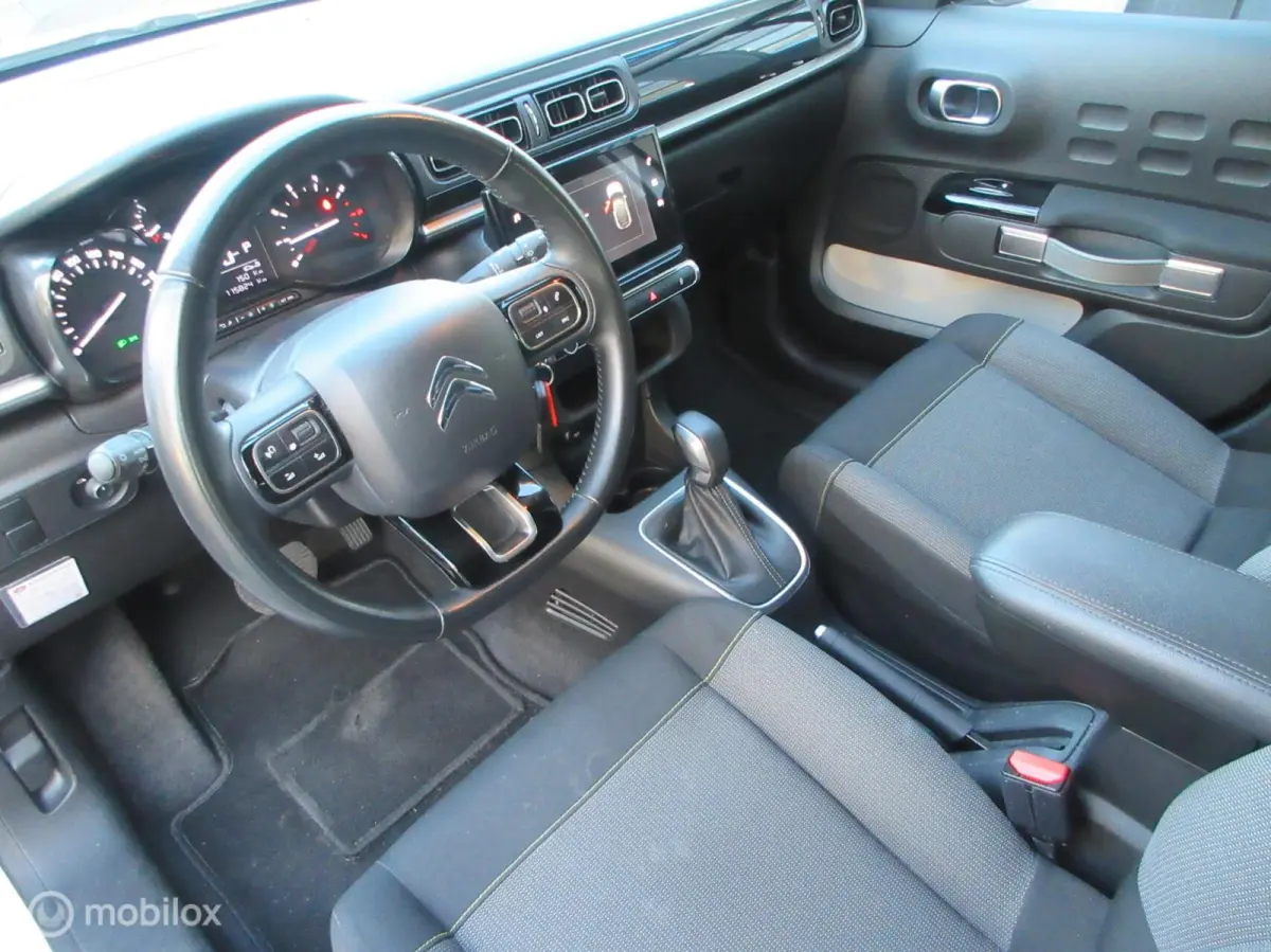 1.2 PureTech Shine Automaat 110PK Airco Cruise Navi