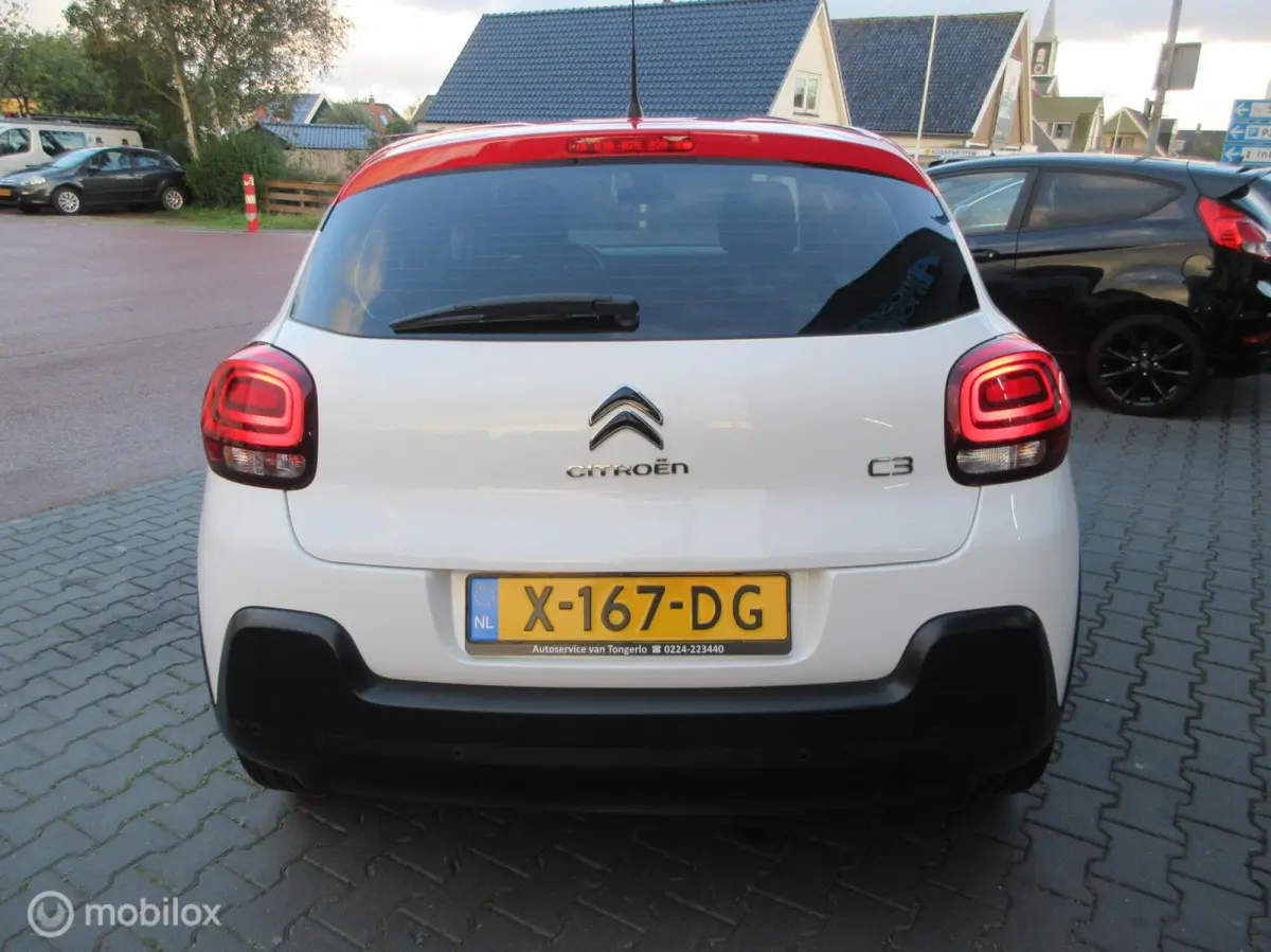 1.2 PureTech Shine Automaat 110PK Airco Cruise Navi