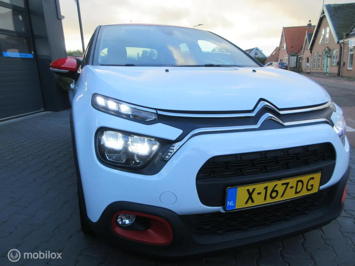1.2 PureTech Shine Automaat 110PK Airco Cruise Navi