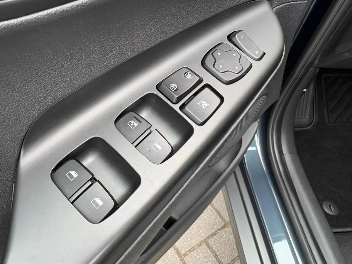EV Fashion 64 kWh 204PK Camera/Adapt. cruise/Carplay-Android-auto/Stoel-stuurverwarming