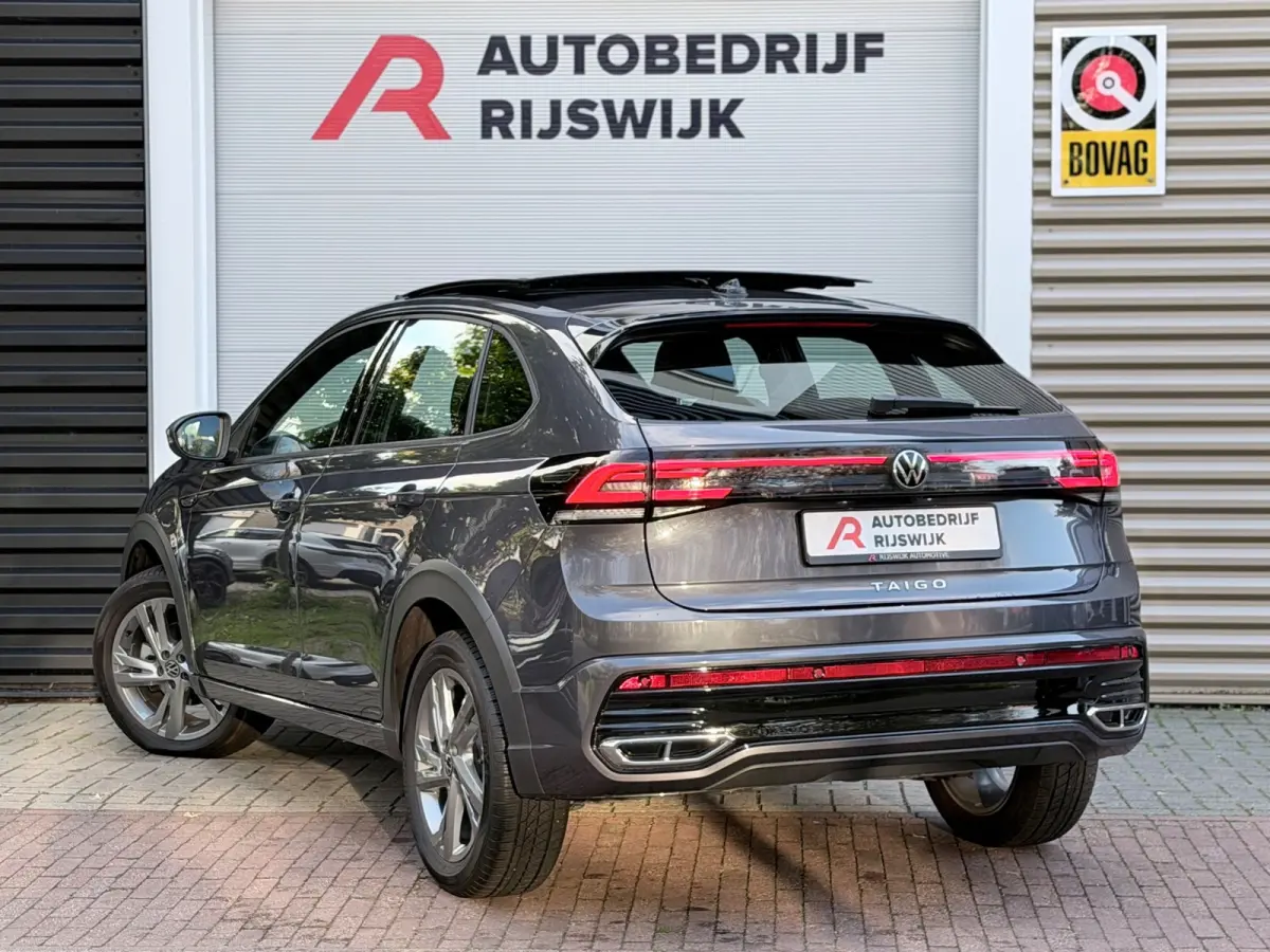 1.5 TSI R-Line Pano/Keyless/Camera